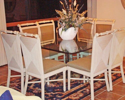 Schooner II Beach And Racquet Club Dining Area