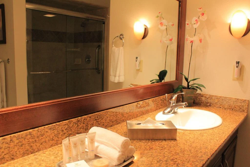 bathroom at Diamond Resort Polynesian Isles