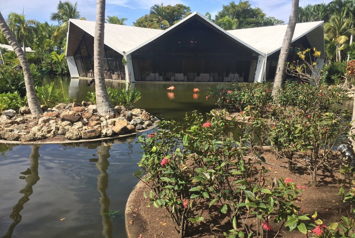 Royal Holiday Bavaro Princess Exterior