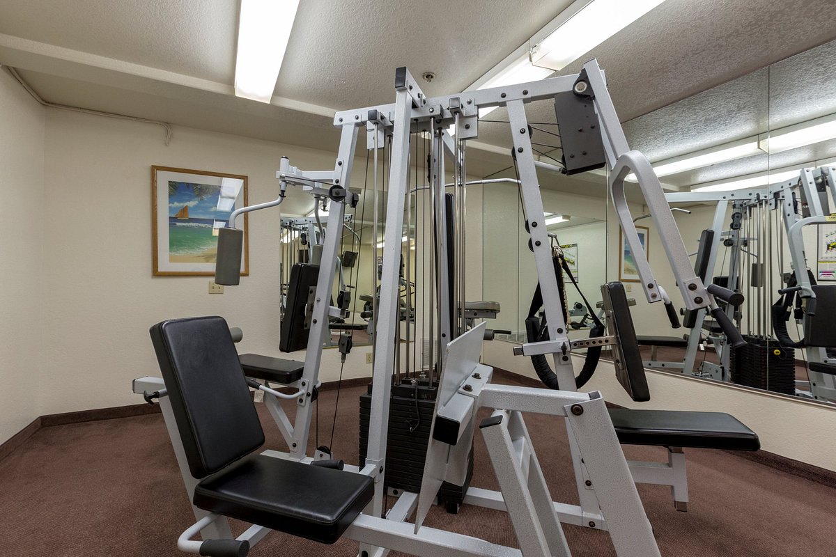 Capistrano Surfside Inn fitness room