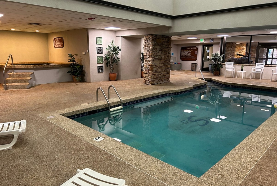 Silverado II Indoor Pool