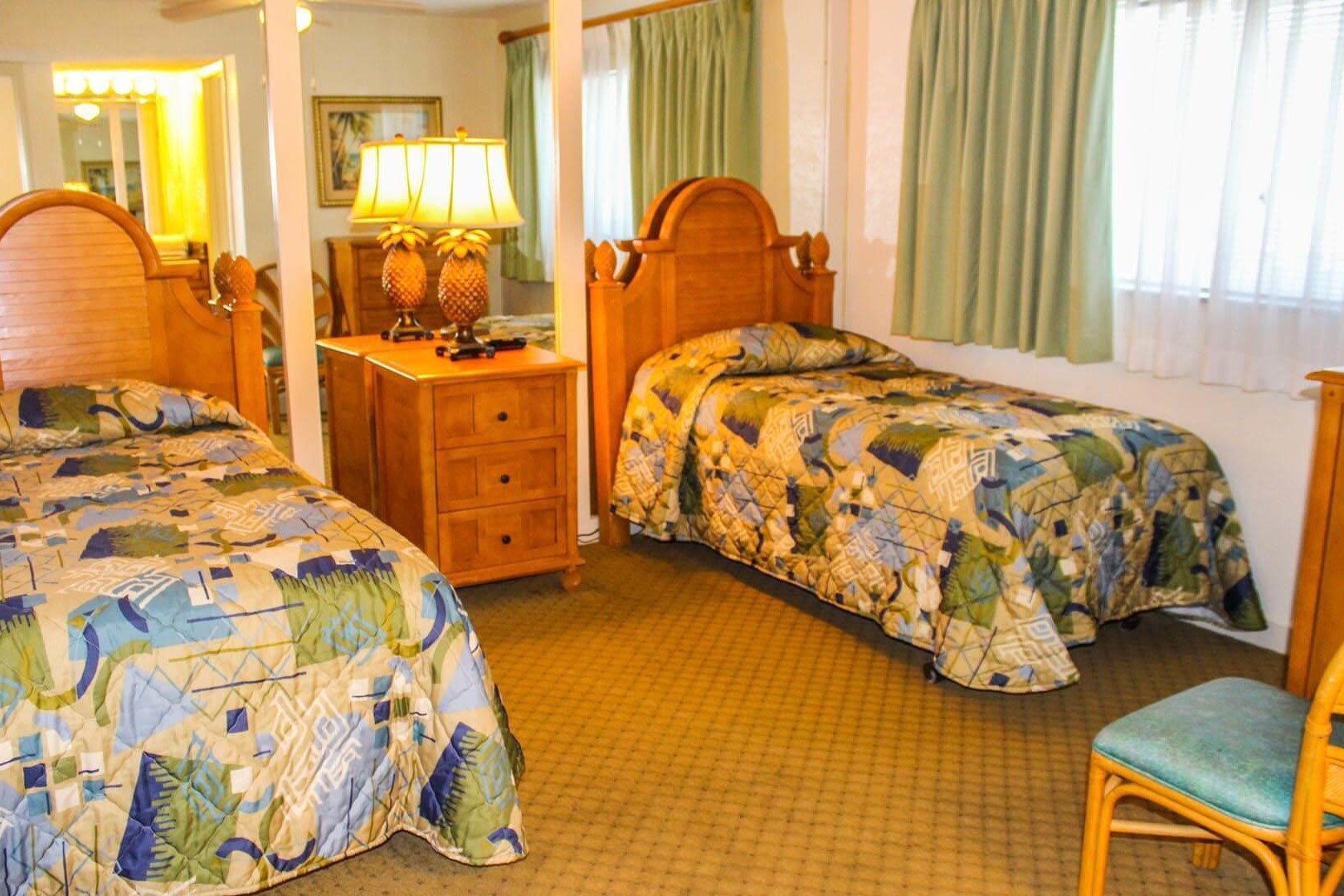 Coral Reef Beach Resort (Florida) bedroom