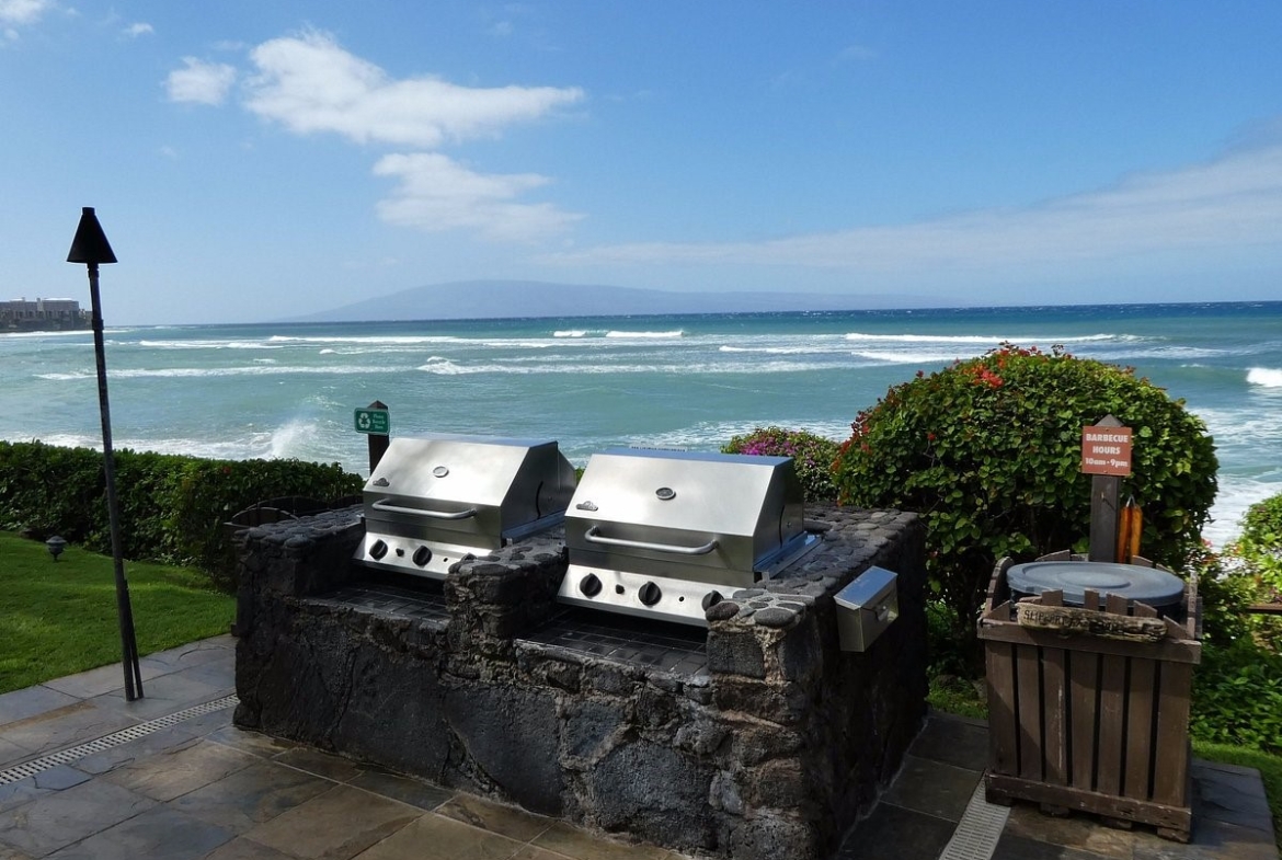 Kuleana Club grills