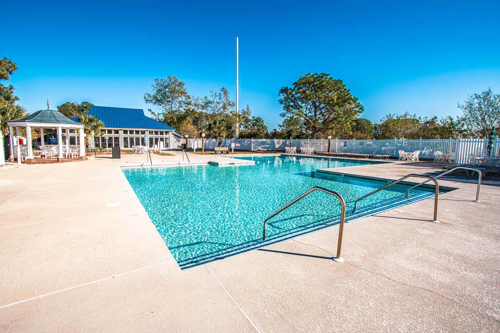 Sandcastle Cove Outdoor Pool