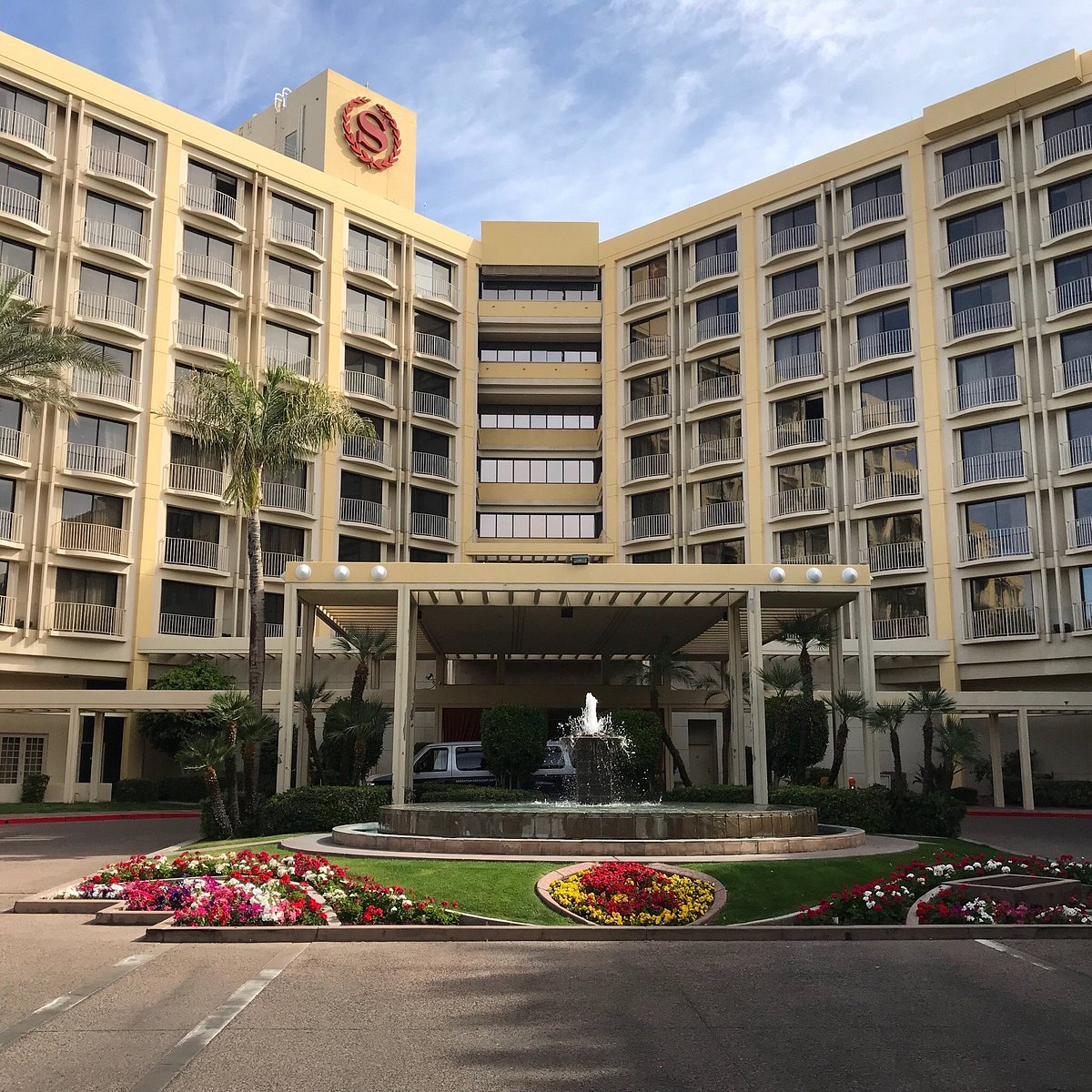 Sheraton Desert Oasis Villas Exterior