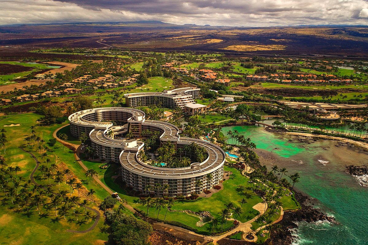 Ocean Tower by Hilton Grand Vacations aerial view