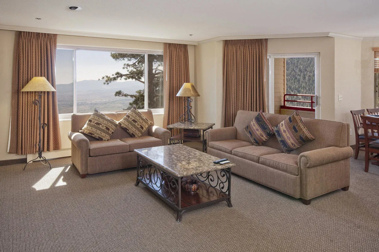 Ridge Tahoe Trust Points Living Area 2