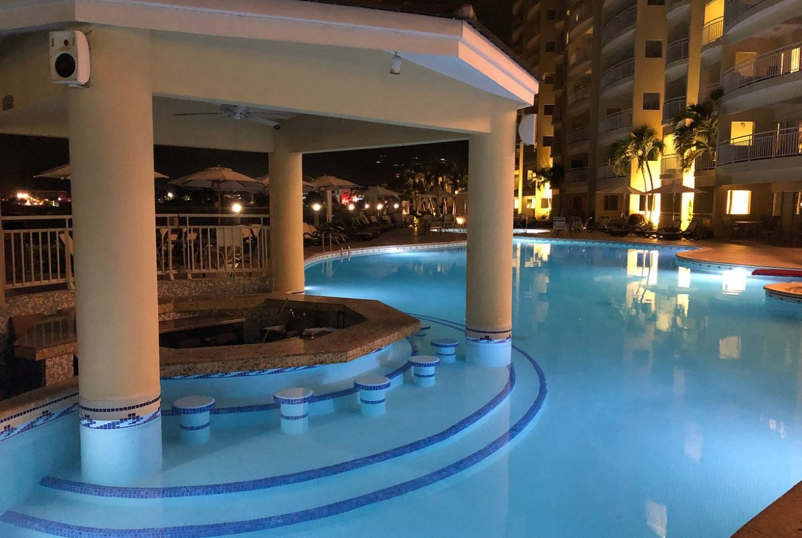 Simpson Bay Resort, Marina & Spa Pool