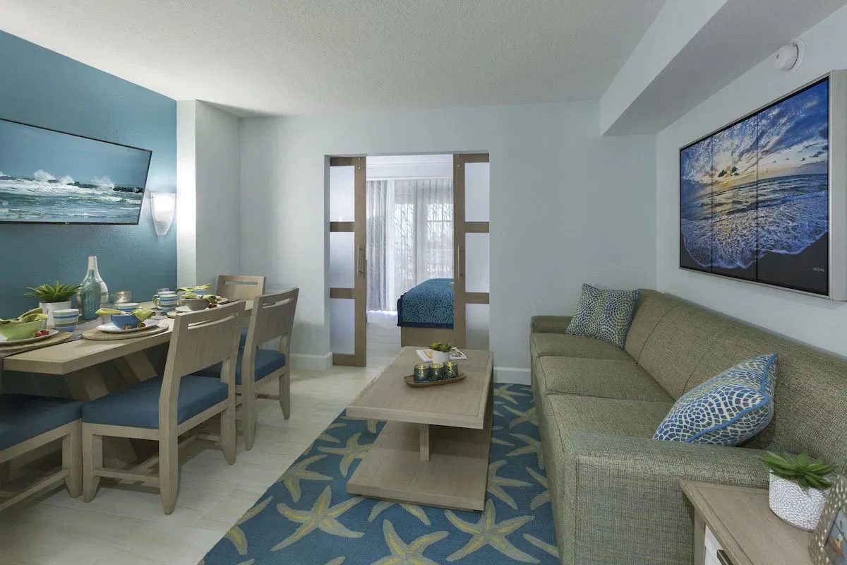 Grand Seas Resort living and dining