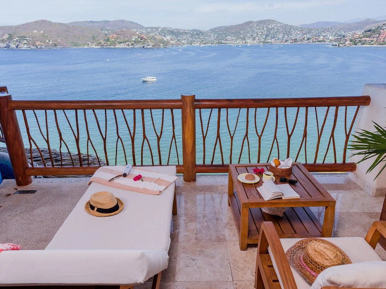 Pacifica Grand Resort & Spa Zihuatanejo Balcony