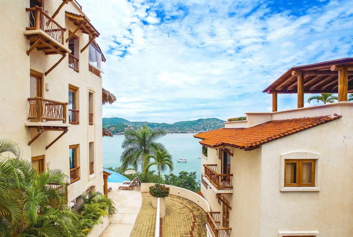 Pacifica Grand Resort & Spa Zihuatanejo Exterior