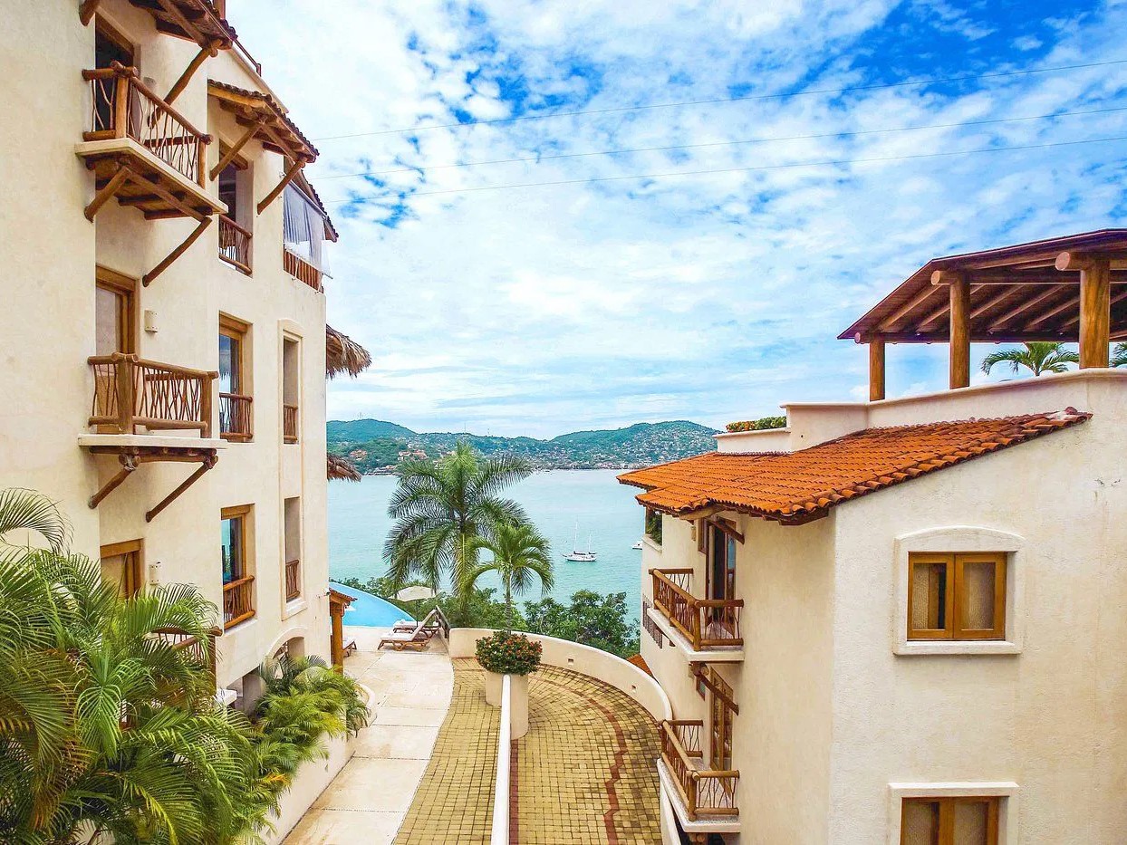 Pacifica Grand Resort & Spa Zihuatanejo Exterior